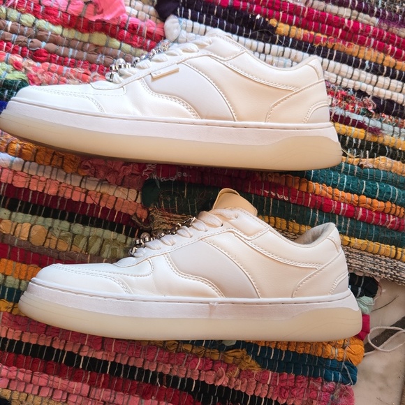 ZARA - Picture 2 of 3